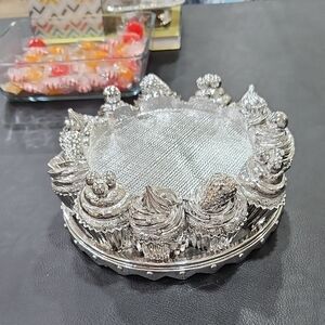 HOMEWORX by HARRY SLATKIN SILVER CUPCAKE CANDLE PEDESTAL